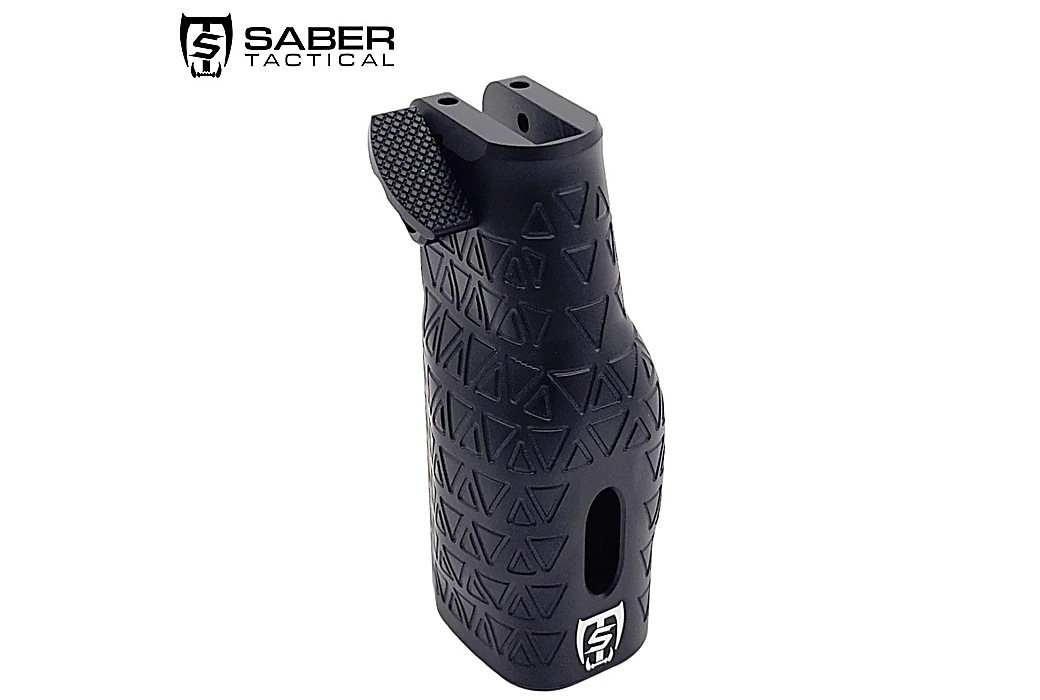 Saber Tactical AR-Style Vertical Grip